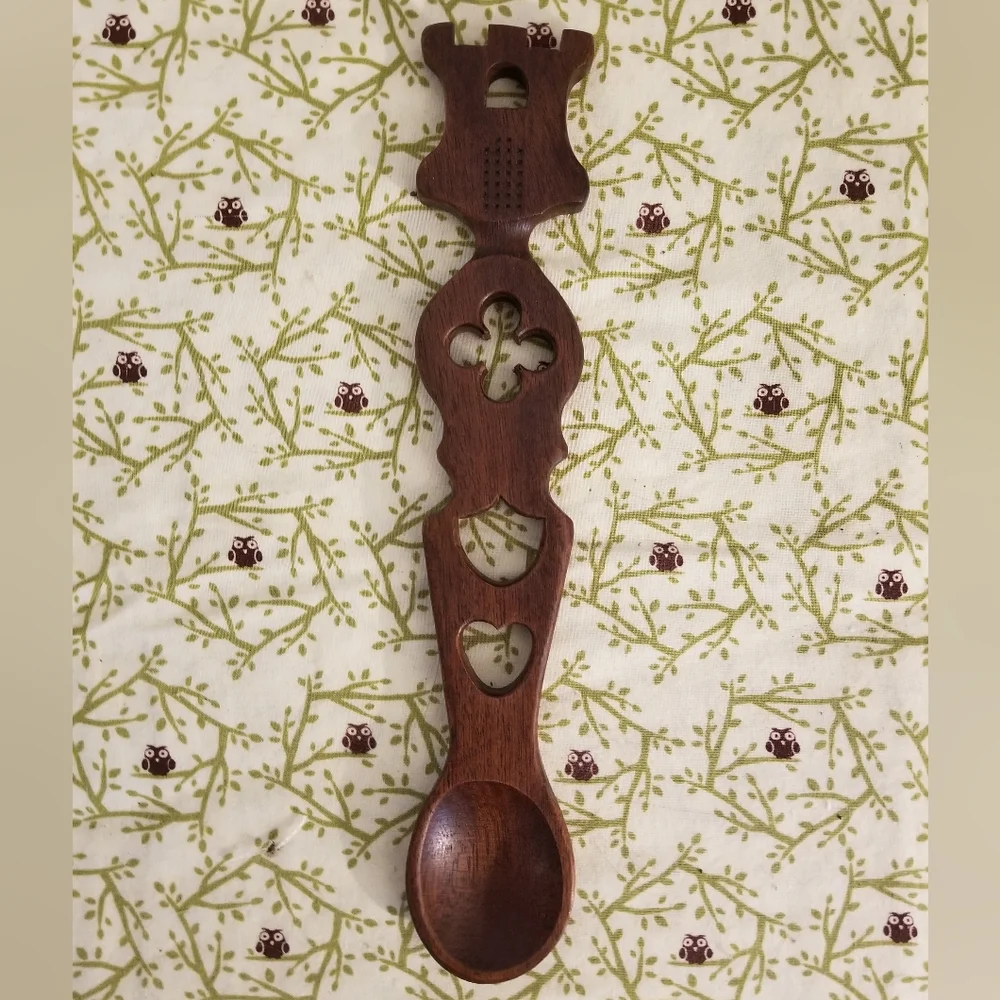 Welsh Wooden Lovespoon with Castle Flower Cut Out Shield Heart Love Spoon